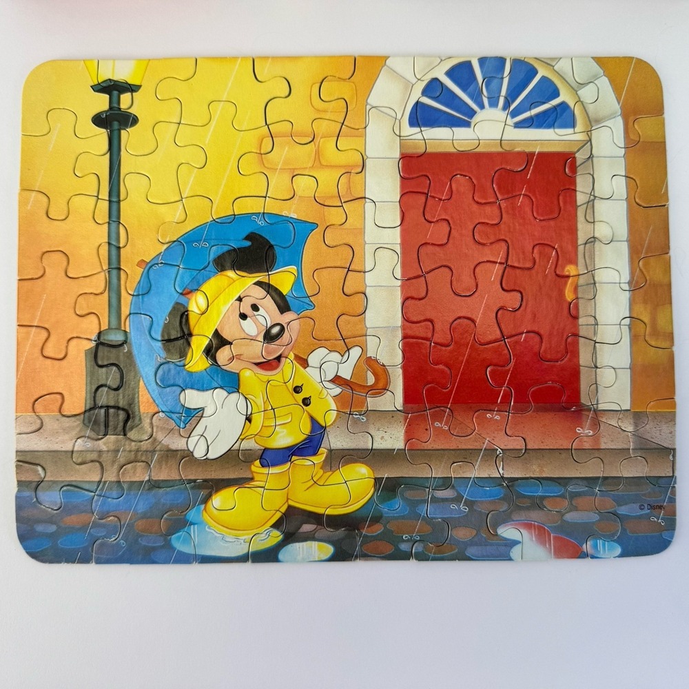Vtg Disney Mickey Mouse In The Rain Mini Puzzle 55 Piece Golden‎ Rare Complete